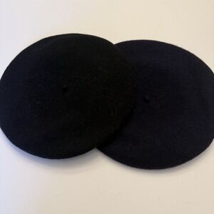 2 Vintage Beret Basque 100% Wool RN 58584 De Luxe Navy Blue Black Czechoslovakia